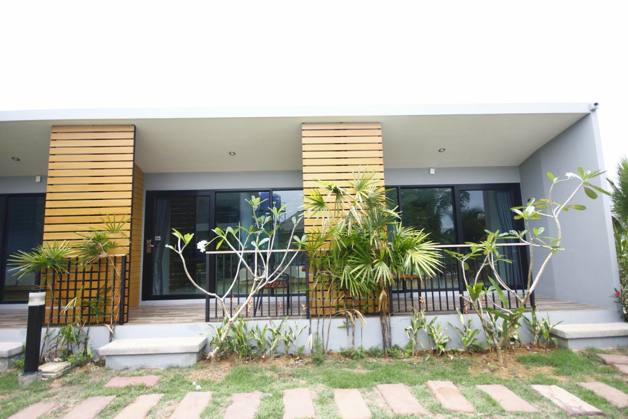Phumi Resort Thalang Luaran gambar